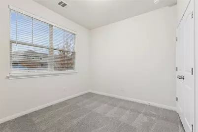 1200 S 10th Street #902, Pflugerville, TX 78660 - Photo 5