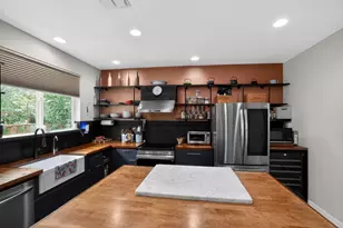 301 W Stassney Ln, Austin, TX 78745 - Photo 11