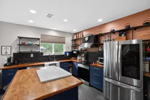 301 W Stassney Ln, Austin, TX 78745 - Photo 9
