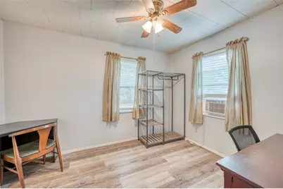 204 W Lakeshore Drive, Sunrise Beach Village, TX 78643 - Photo 19
