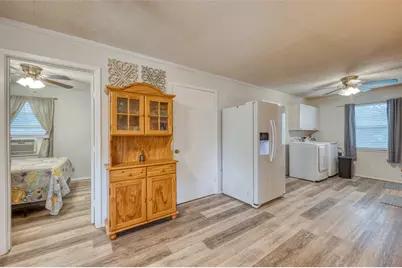 204 W Lakeshore Drive, Sunrise Beach Village, TX 78643 - Photo 7