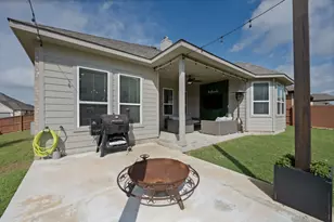 2100 Highland Ridge Rd, Georgetown, TX 78628 - Photo 27