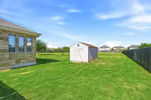 120 W Vienna Dr, Hutto, TX 78634 - Photo 27