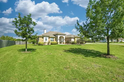 120 W Vienna Drive, Hutto, TX 78634 - Photo 1