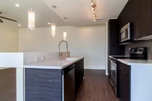 604 N Bluff Dr, Austin, TX 78745 - Photo 3