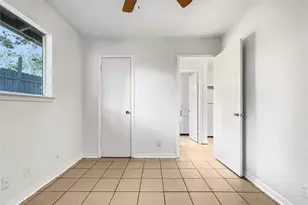 2502 Cecil Dr, Austin, TX 78744 - Photo 11