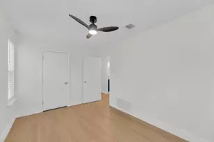 1008 Wilks Ave, Austin, TX 78752 - Photo 31