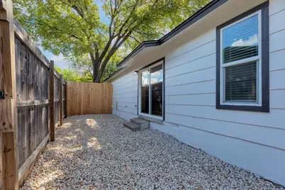 1008 Wilks Avenue, Austin, TX 78752 - Photo 15