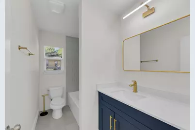 1008 Wilks Avenue, Austin, TX 78752 - Photo 9