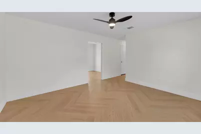 1008 Wilks Avenue, Austin, TX 78752 - Photo 7