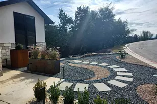 5717 Lost Horizon Dr, Austin, TX 78759 - Photo 3