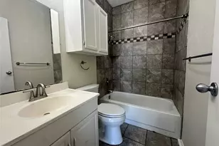 2901 San Jacinto Blvd, Austin, TX 78705 - Photo 15
