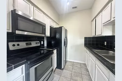 2901 San Jacinto Boulevard #304, Austin, TX 78705 - Photo 9