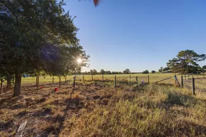 245 Country Lane Lane, McDade, TX 78650 - Photo 9