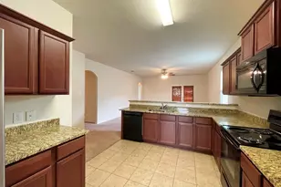 408 Farmer Ln, Jarrell, TX 76537 - Photo 13