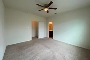 408 Farmer Ln, Jarrell, TX 76537 - Photo 23