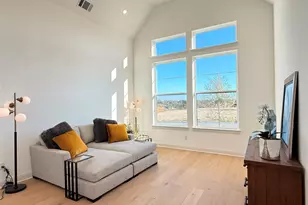 201 Shadow Dr, Liberty Hill, TX 78642 - Photo 25