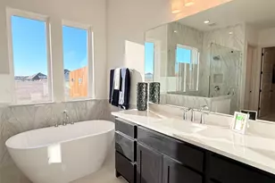 201 Shadow Dr, Liberty Hill, TX 78642 - Photo 9