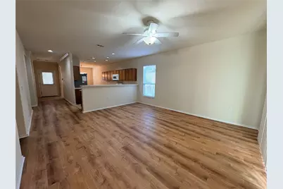 318 Crockett Loop, Georgetown, TX 78633 - Photo 5