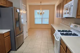 318 Crockett Loop, Georgetown, TX 78633 - Photo 7