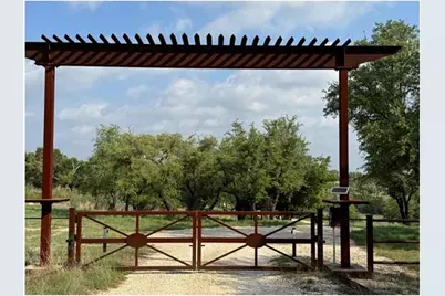 5 Barlow Drive, Briggs, TX 78608 - Photo 1