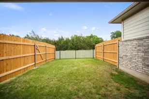 2500 Forest Creek Dr, Round Rock, TX 78665 - Photo 29
