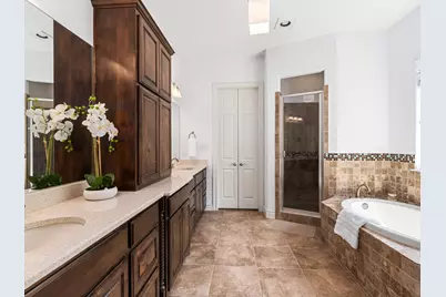 17 Chandon Lane, Austin, TX 78734 - Photo 11