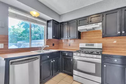 5000 Fontenay Drive, Austin, TX 78744 - Photo 5