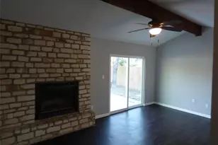 6107 La Mesa St, Lago Vista, TX 78645 - Photo 9