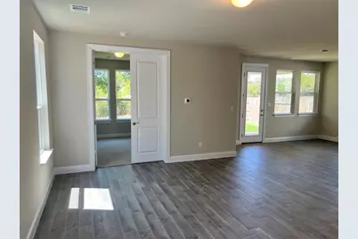 128 Free Stone Drive, Georgetown, TX 78628 - Photo 5