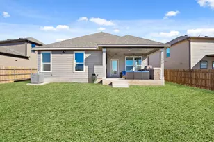 102 Whitney Dr, Elgin, TX 78621 - Photo 23