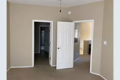 7501 Shadowridge Run #121, Austin, TX 78749 - Photo 17
