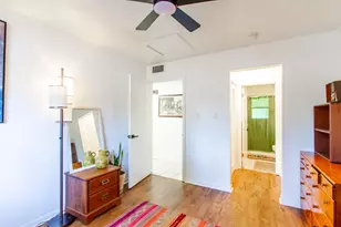 208 Hackberry St, Lockhart, TX 78644 - Photo 9