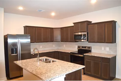 1956 Meridian Loop, Temple, TX 76504 - Photo 3