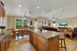 186 River Villas Ct, New Braunfels, TX 78132 - Photo 13