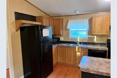 124 Alum Creek Drive, Paige, TX 78659 - Photo 5