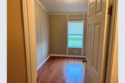 124 Alum Creek Drive, Paige, TX 78659 - Photo 7