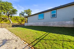 212 Florenz Ln, Georgetown, TX 78628 - Photo 29