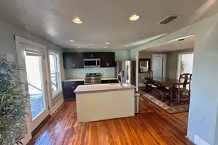 1822 W 35th St, Austin, TX 78703 - Photo 5