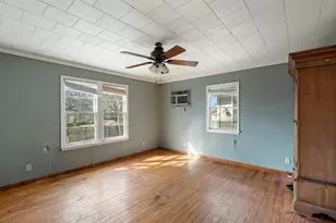 701 N Washington St, La Grange, TX 78945 - Photo 17