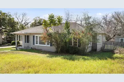701 N Washington Street, La Grange, TX 78945 - Photo 3