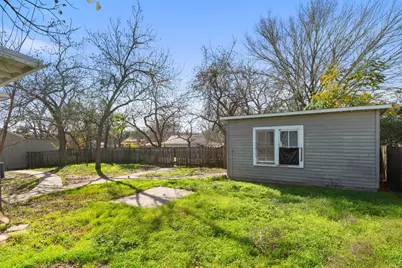 701 N Washington Street, La Grange, TX 78945 - Photo 23