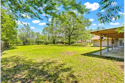 125 Glendale Street, Luling, TX 78648 - Photo 19