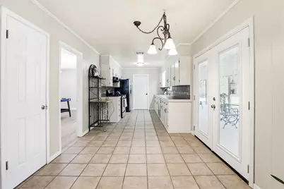 125 Glendale Street, Luling, TX 78648 - Photo 25
