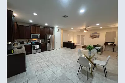 587 Twisted Oaks Lane, Buda, TX 78610 - Photo 13