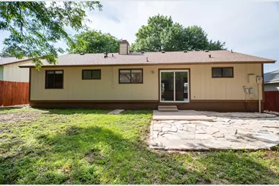 1601 Primrose Trail, Round Rock, TX 78664 - Photo 17
