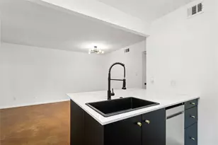 2119 Oxford Ave, Austin, TX 78704 - Photo 3