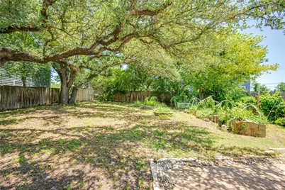 1707 Overhill Drive, Austin, TX 78721 - Photo 31