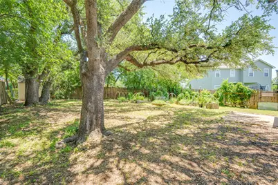 1707 Overhill Drive, Austin, TX 78721 - Photo 33