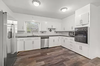 2326 Hartford Road #1/2, Austin, TX 78703 - Photo 17